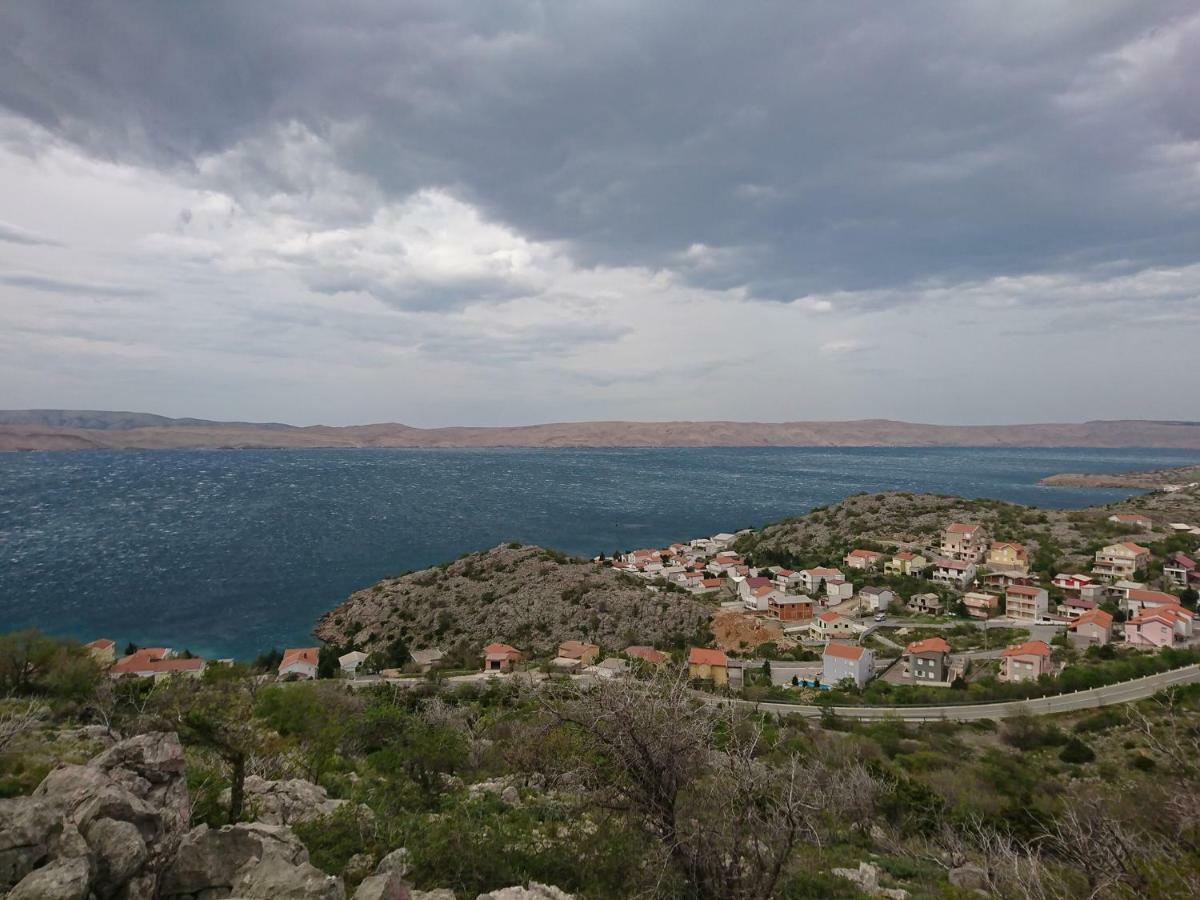 Apartmani Cesarica Karlobag Exterior photo